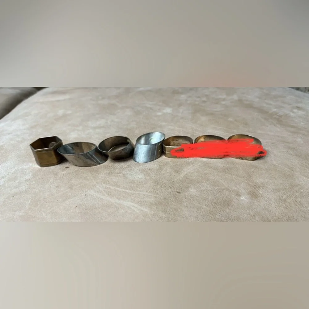 Mixed Lot Of Vintage Napkin Holder Rings Set Of 4